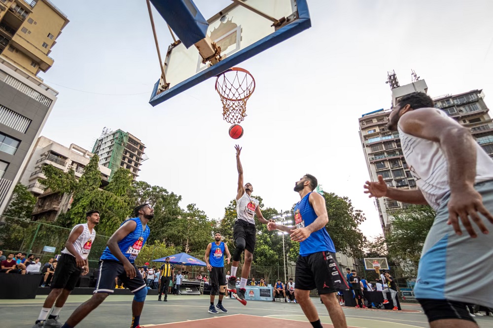 Introducing A New Stop For Sports And Games: “Street Basketball.”