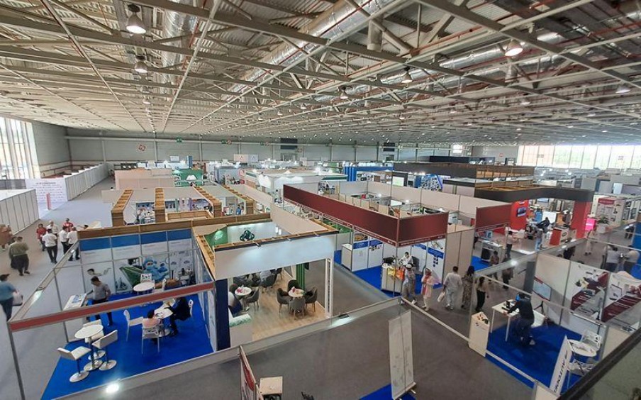 What Makes a Booth Stand Out in a Crowded Exhibition Hall